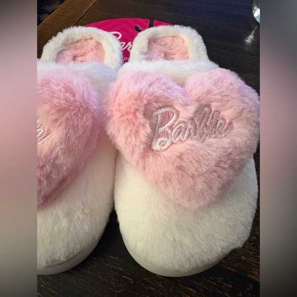 Barbie white and pink bow memory foam slippers - Picture 3 of 8